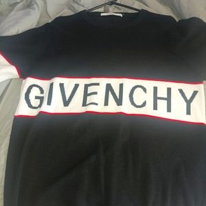 Givenchy Logo Sweater Size: L
